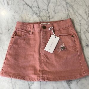 NWT Toddler Girls Dusty Rose a denim Skirt Size 5.